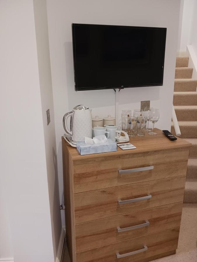 Bodlondeb Castle Bed & Breakfast { Central Llandudno} Eksteriør bilde
